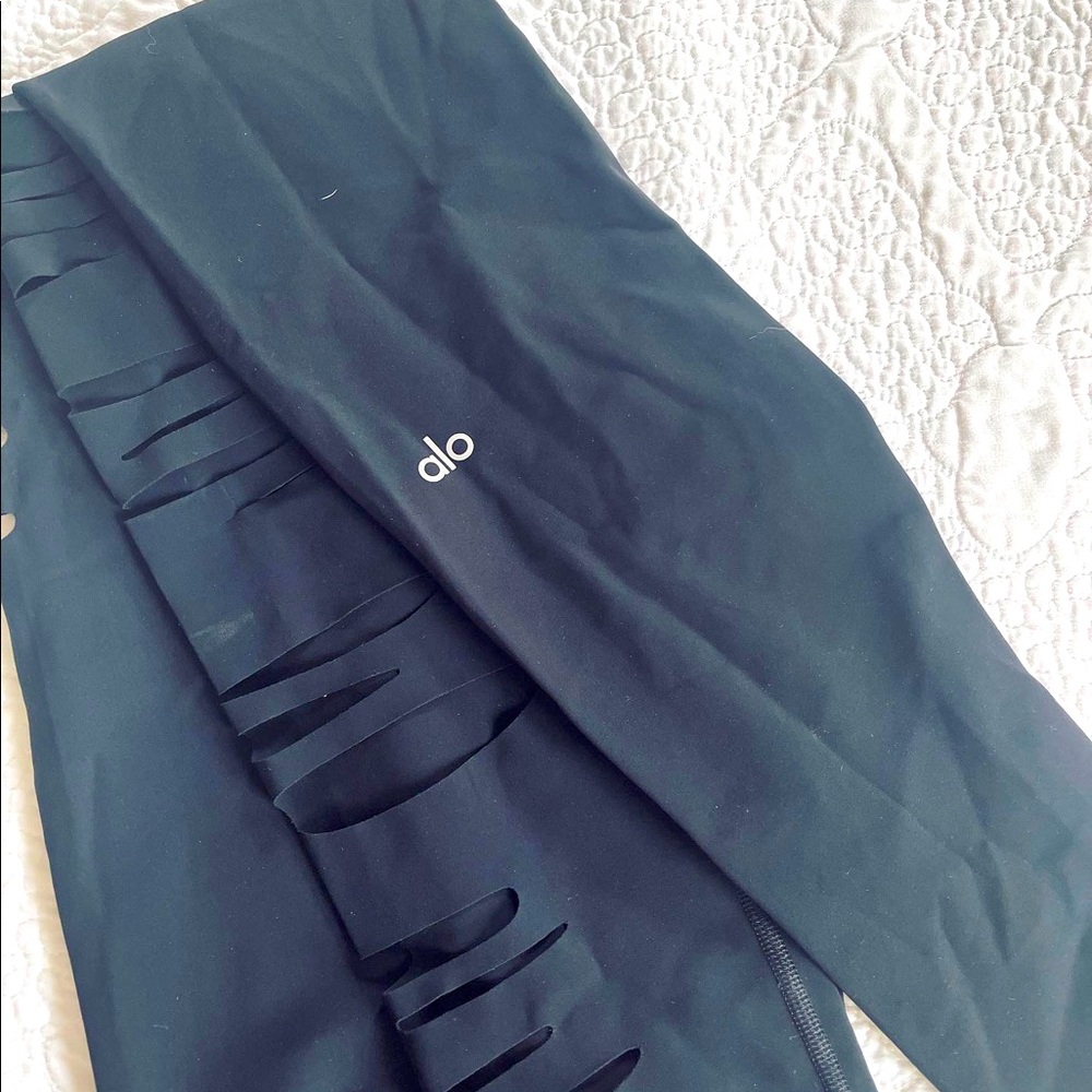 ALO ripped/distressed Yoga Leggings